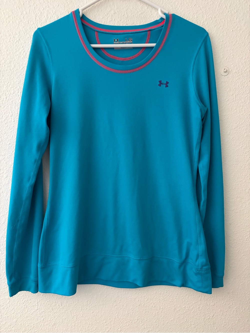 Under Armour Women's Long-Sleeve Performance Top - Teal with Pink Trim Size Lg